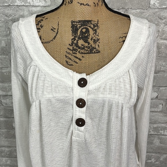 Free People We The Free Must Have Henley Top - Picture 3 of 8